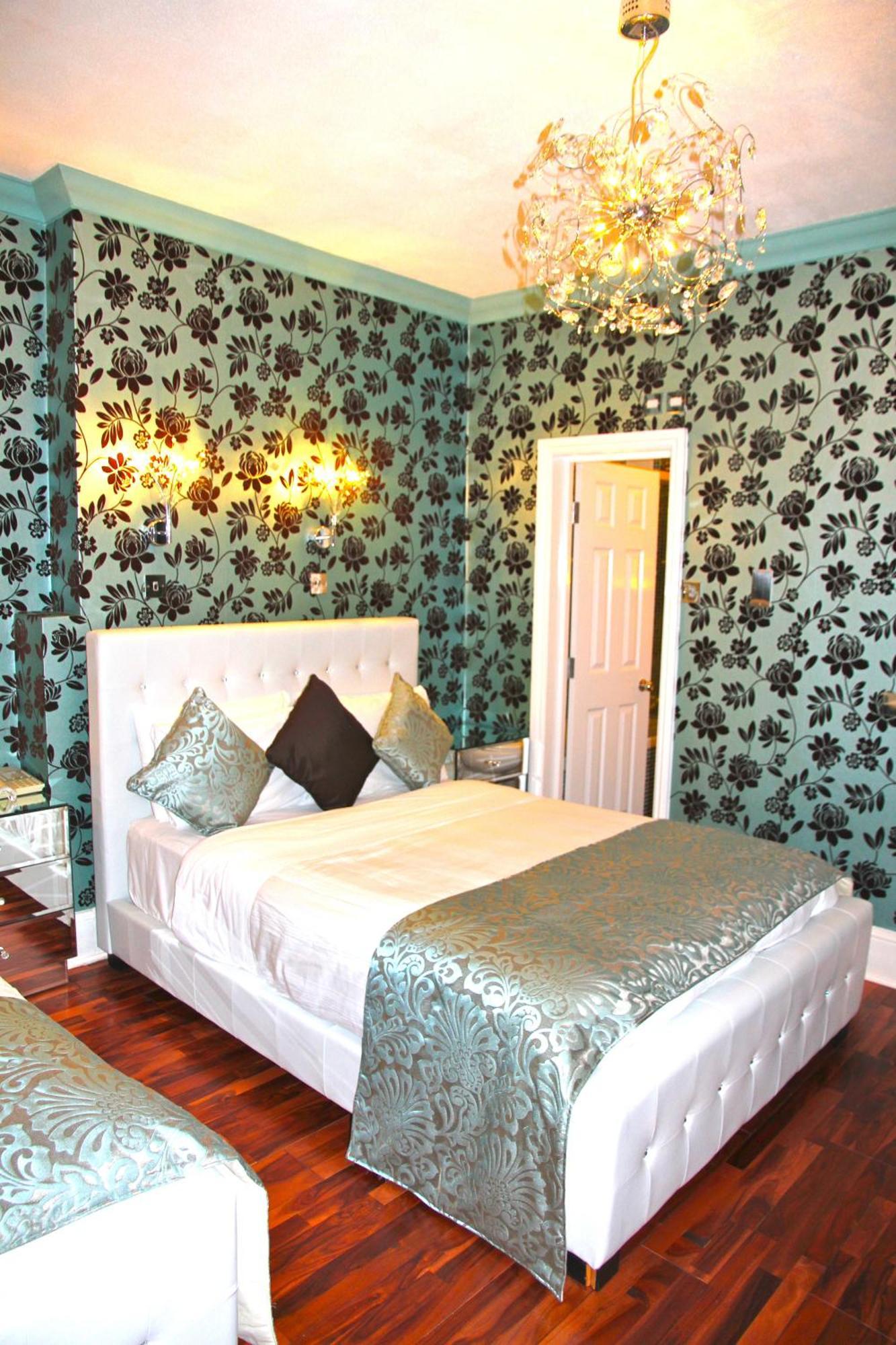 Crompton Guest House Hounslow Exterior foto